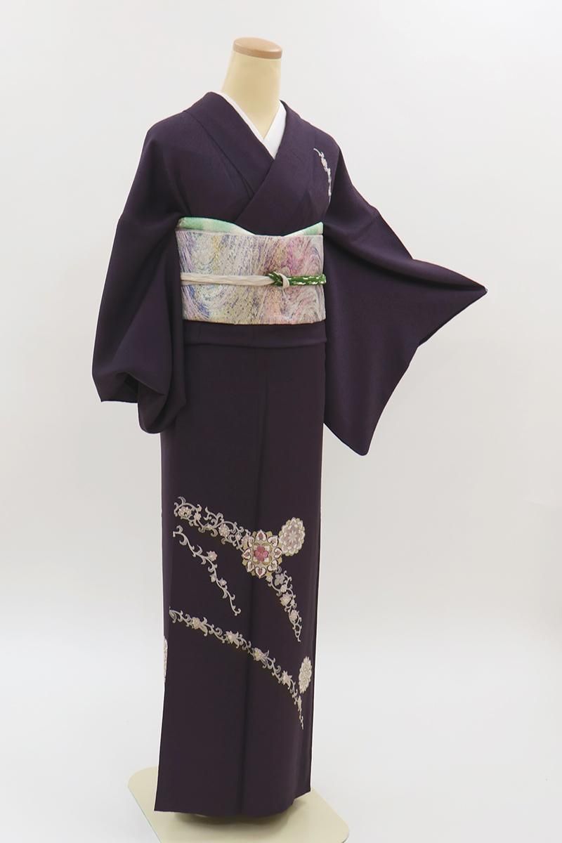 訪問着　フルセット　正絹　付け下げ　着物　花筏　紗綾形地紋　緑　G9 銀座【着物4517】乱絽 訪問着 浅緑色 流水に花筏の図（新品 余り