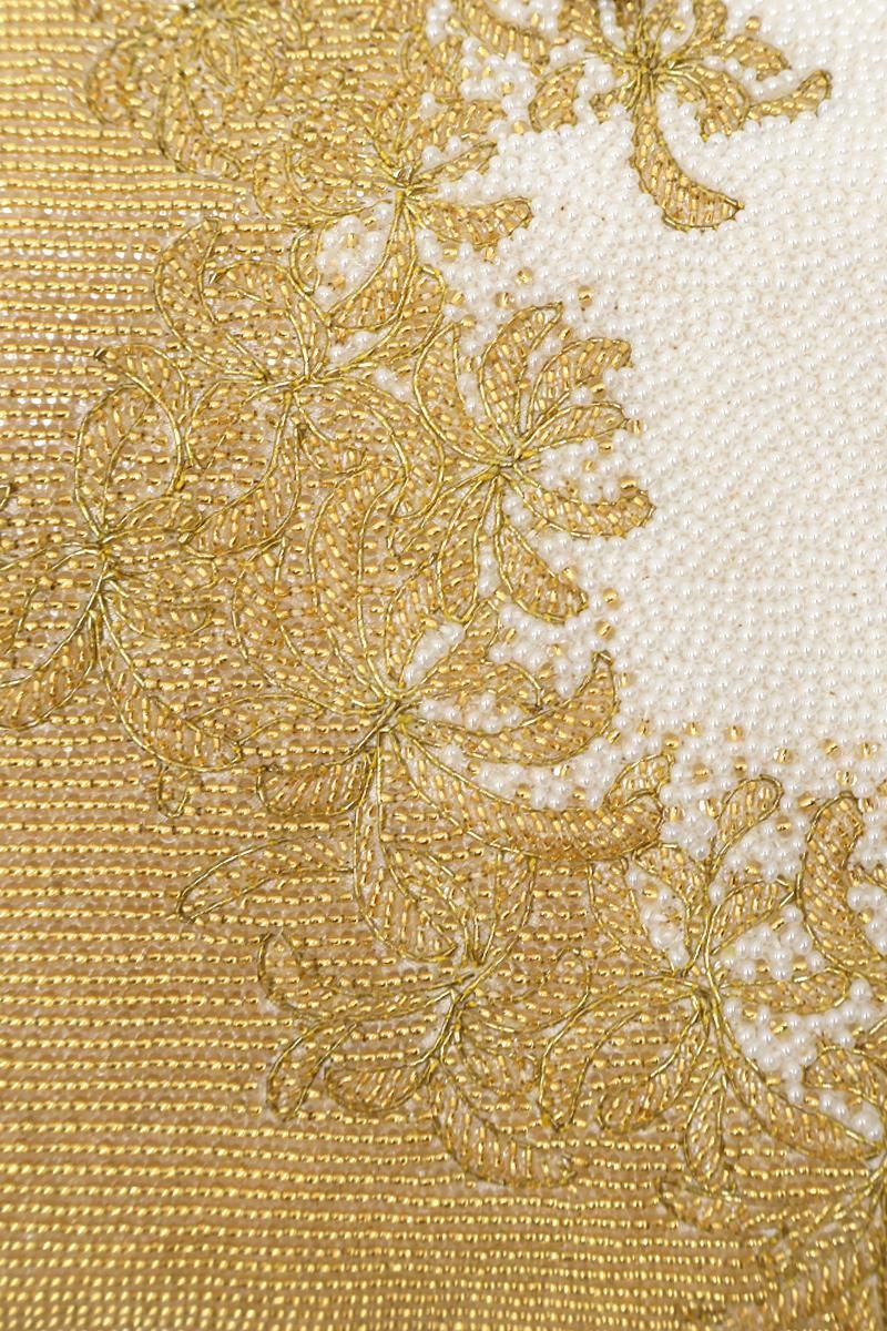 【週末値下】フラワーモチーフ ビーズバッグ ゴールド niana フラワービーズ刺繍シルバーバッグ をレンタル - 結婚式