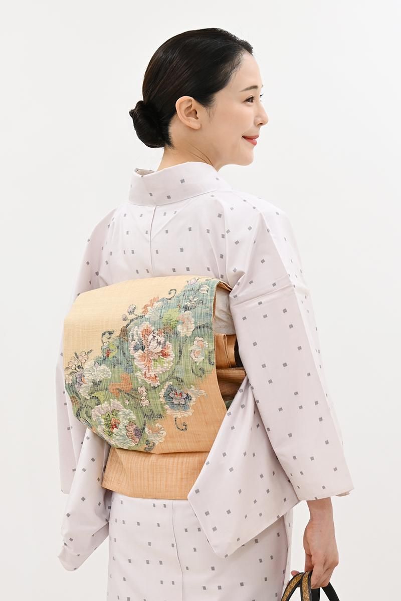 銀座【L-8363】西陣 渡文製 洒落袋帯 淡いとうもろこし色 唐花文（落款入）