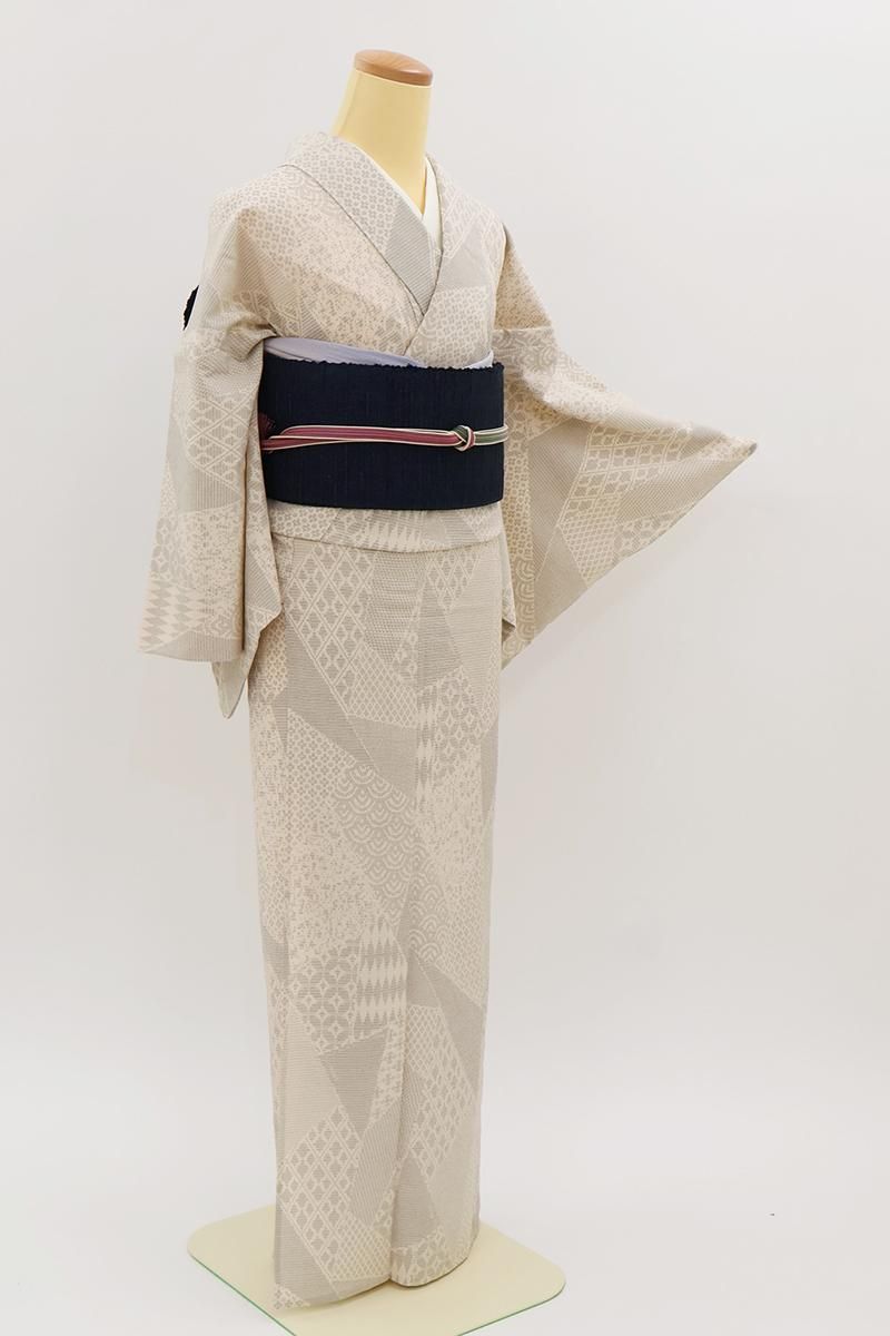 銀座【A-4165】単衣 本塩沢 象牙色 切り嵌め文 :身丈160/裄68