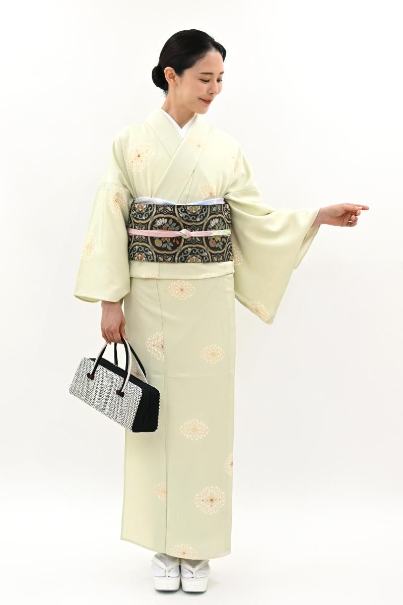 単衣　小紋フルセット　着物　春秋　蝶々　正絹　　大人かわいい　白地　m3 新品 正絹 夏単衣 蝶 トールサイズ 薄物 小紋 着物 A3467②