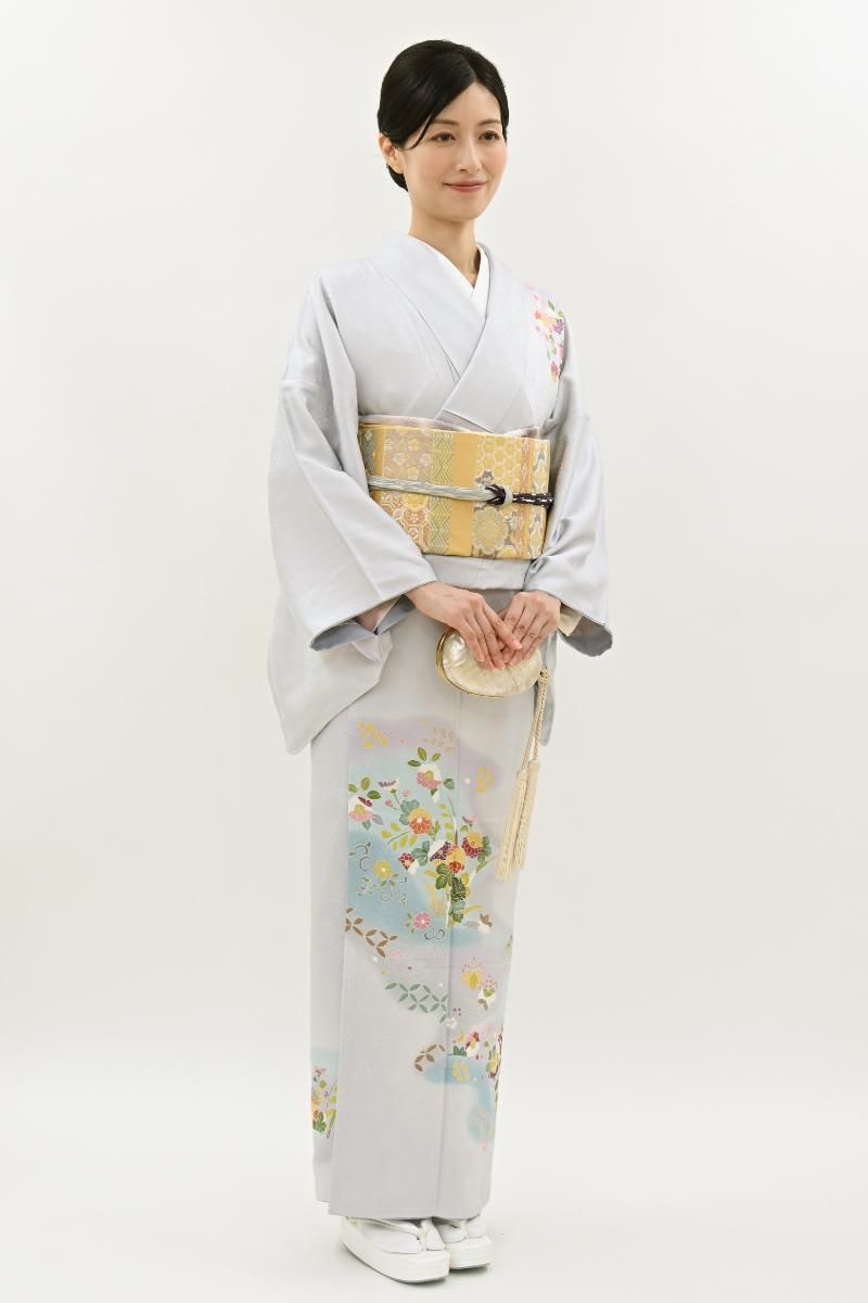 未使用美品 単衣色無地 星座柄 丈164 裄 68 ガード加工 居敷当て付 銀座【B-4222】訪問着 薄藤色 霞に四季花文（反端付）（N） :身丈160