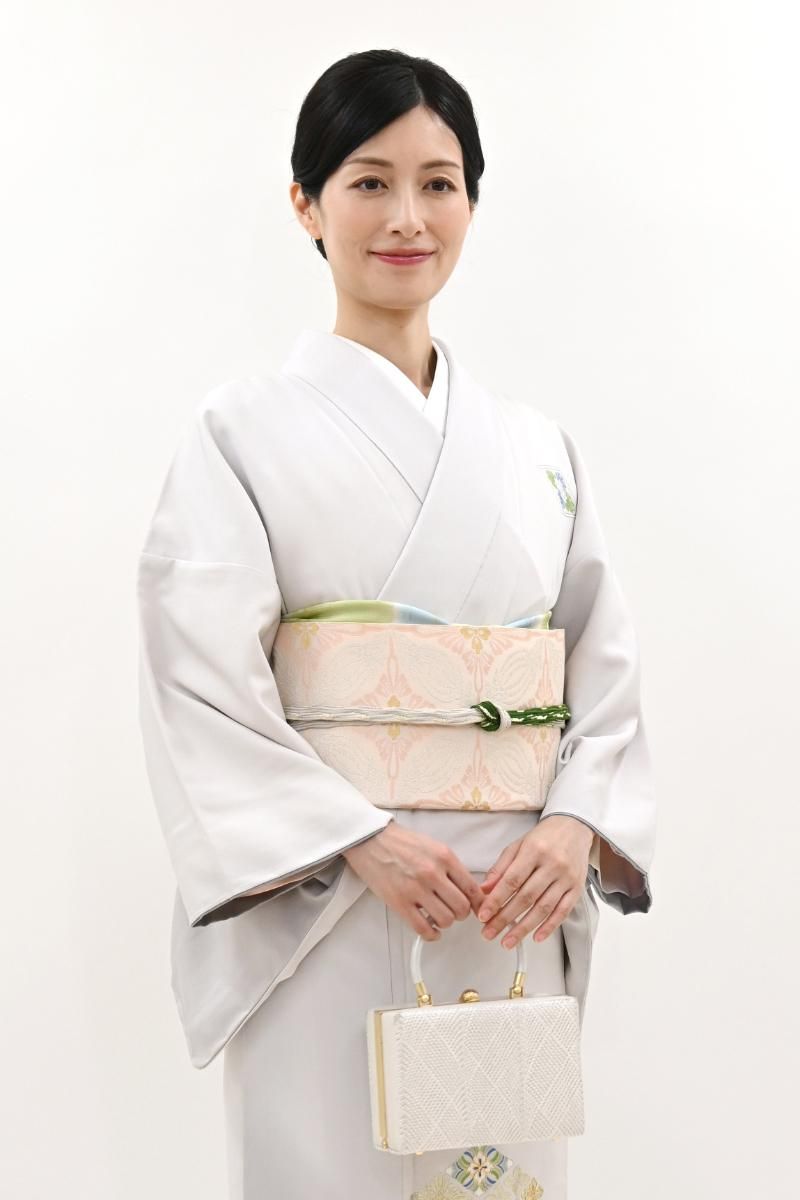 綴れ織 銀通し ピンク 袋帯 楽天市場】【新古品】 袋帯 未使用 正絹 綴れ織 綴れ フォーマル