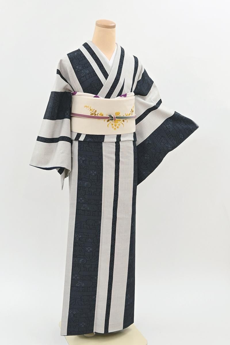 ユ*ト様 白地に藍　麻の葉紋　塩沢紬　単衣　新品同様　裄65 身丈155 紬 単衣 着物 本塩沢単衣小紋フルセット4点 美品単