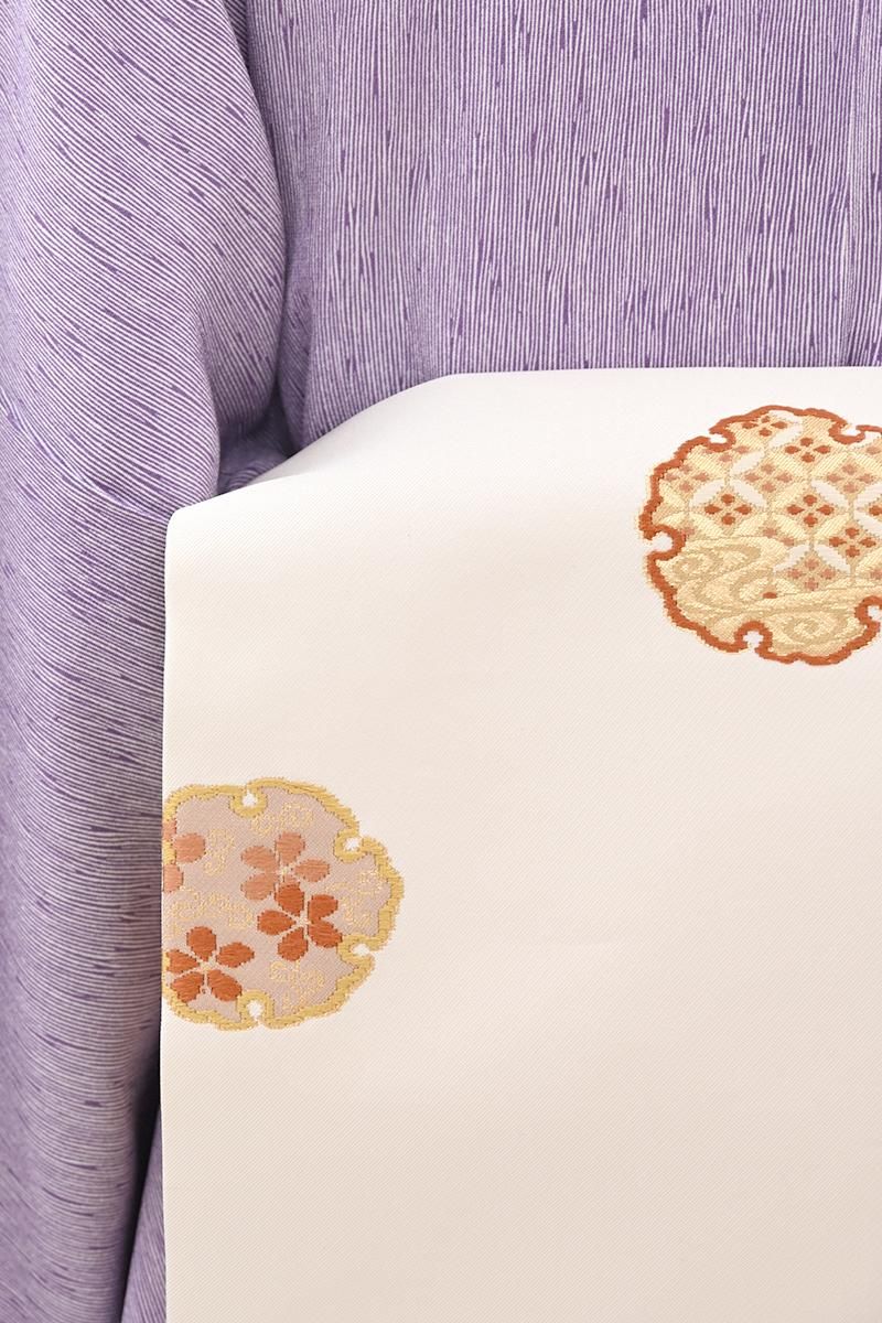 未使用品 名古屋帯 茶 縮緬地 雪輪 花文 蝶 いろはにほへと 長さ3m82cm 未使用品 名古屋帯 茶 縮緬地 雪輪 花文 蝶 いろはにほへと 長さ