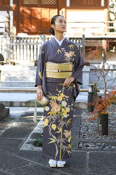 A139愛華 着物 小紋　色無地　花柄地紋　水色　正絹　美品　身丈172cm A139愛華 着物 小紋 色無地 花柄地紋 水色 正絹 美品 身丈172cm