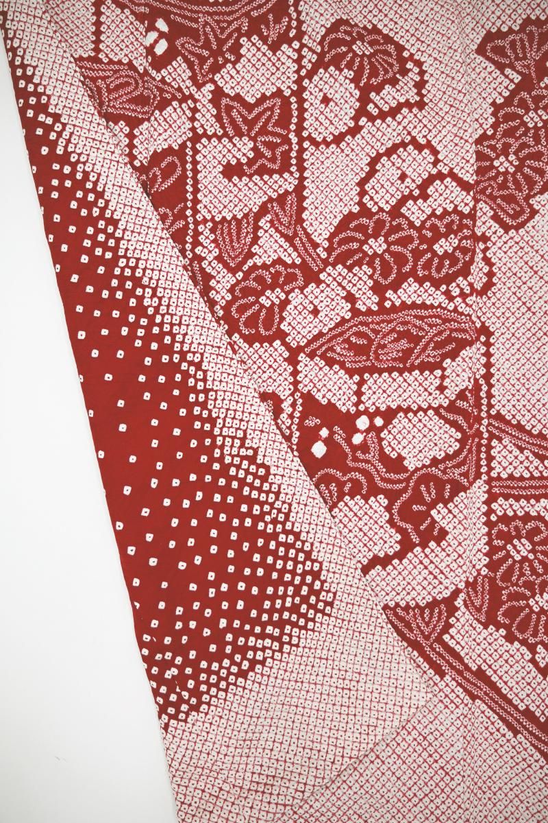 銀座【B-4253】総絞り 振袖 深緋色 貝桶の図（長襦袢セット） :身丈158