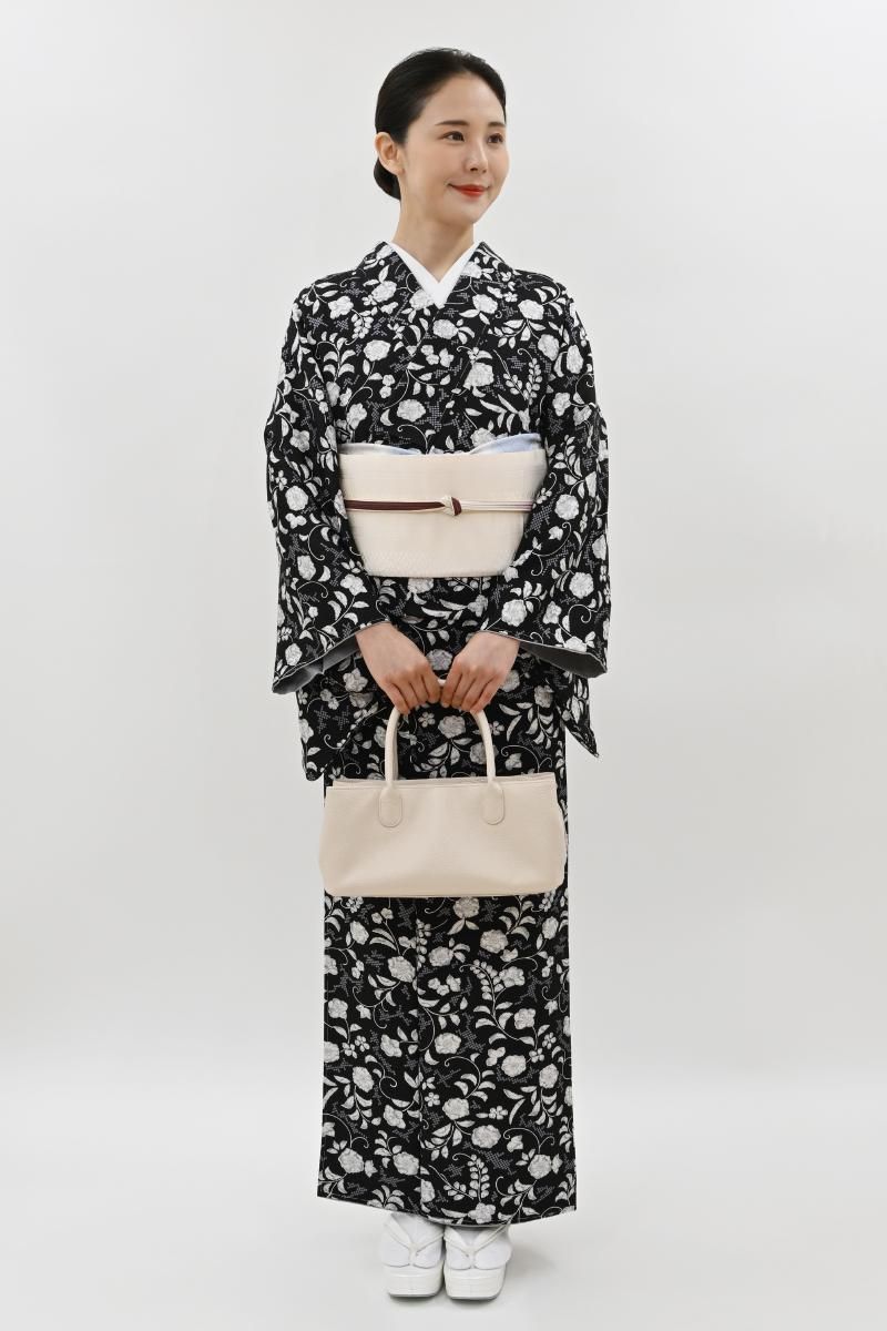 銀座　はなぶさ　英　トールサイズ　裄67 .モノトーン絽ポリ　透け感　小紋 銀座 はなぶさ 英 トールサイズ 裄67 .モノトーン絽ポリ 透け感 小紋