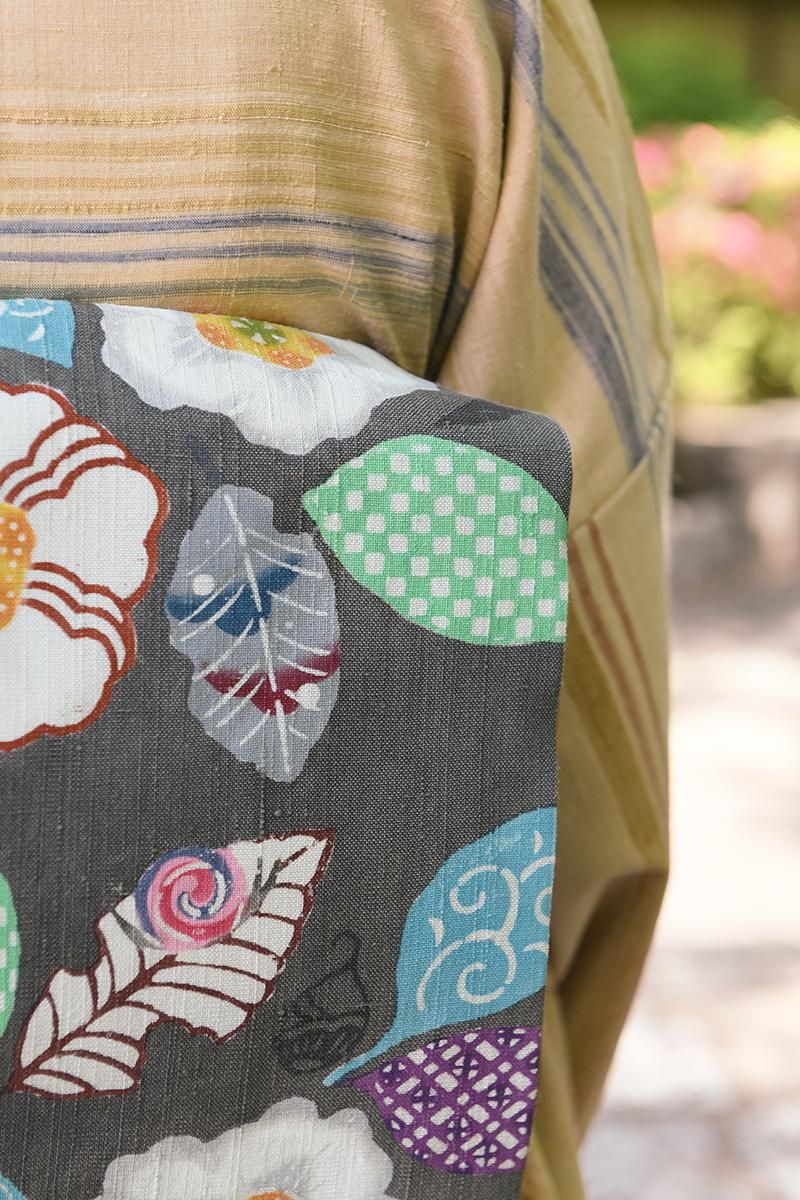 銀座【帯5763】荒川眞理子作 型絵染 紬地 名古屋帯 銘「沙羅樹