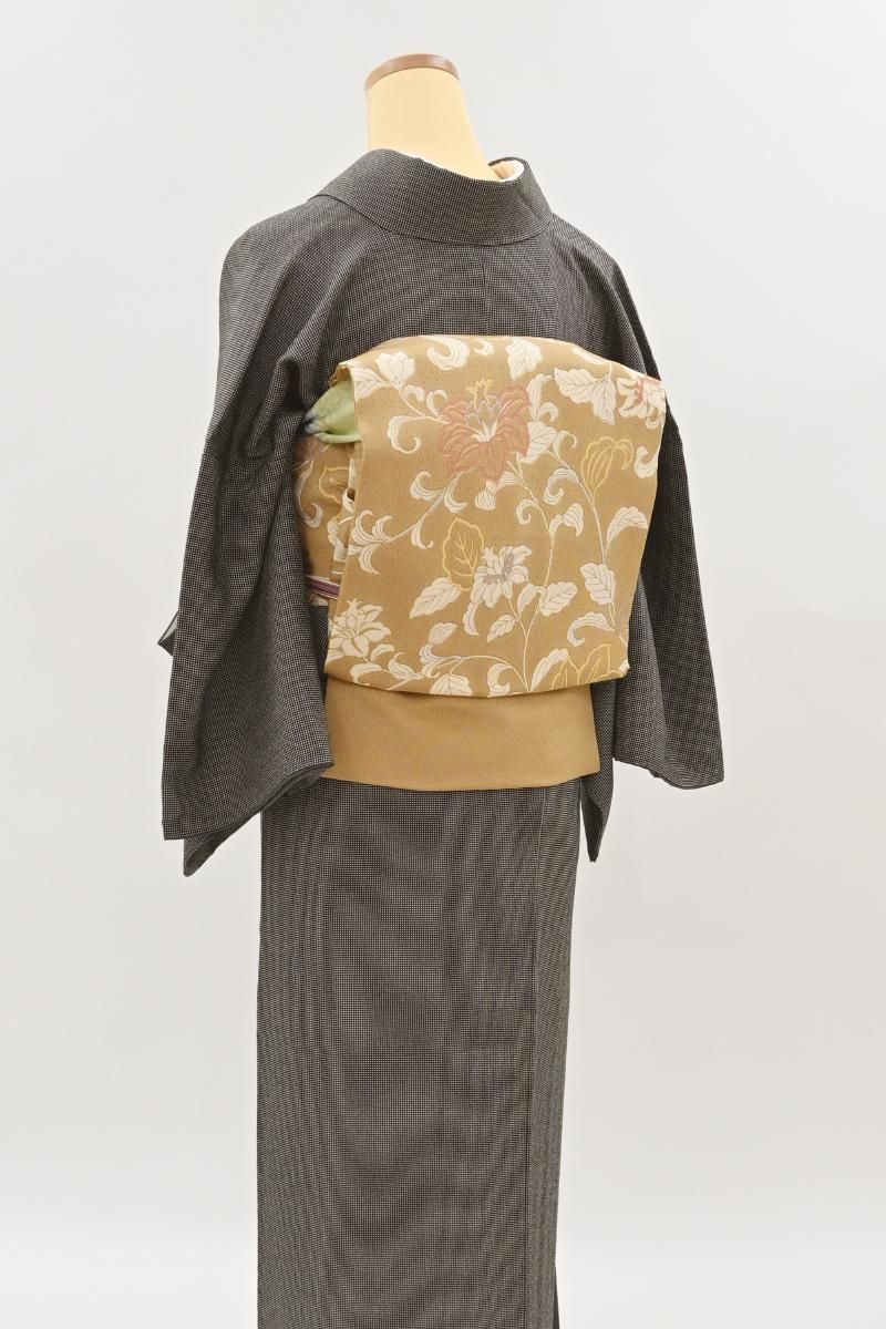 銀座【H-0784】縮緬地 染名古屋帯 幹色 花唐草文 - 銀座きもの青木