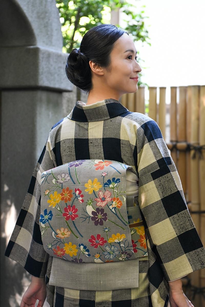 銀座　はなぶさ　英　トールサイズ　裄67 .モノトーン絽ポリ　透け感　小紋 銀座 はなぶさ 英 トールサイズ 裄67 .モノトーン絽ポリ 透け感 小紋