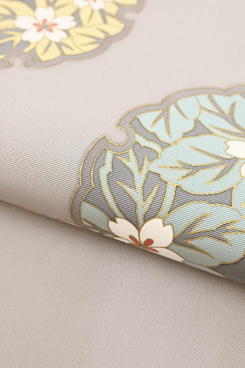 銀座【H-0789】塩瀬地 染名古屋帯 灰色 雪輪に桜の図 - 銀座