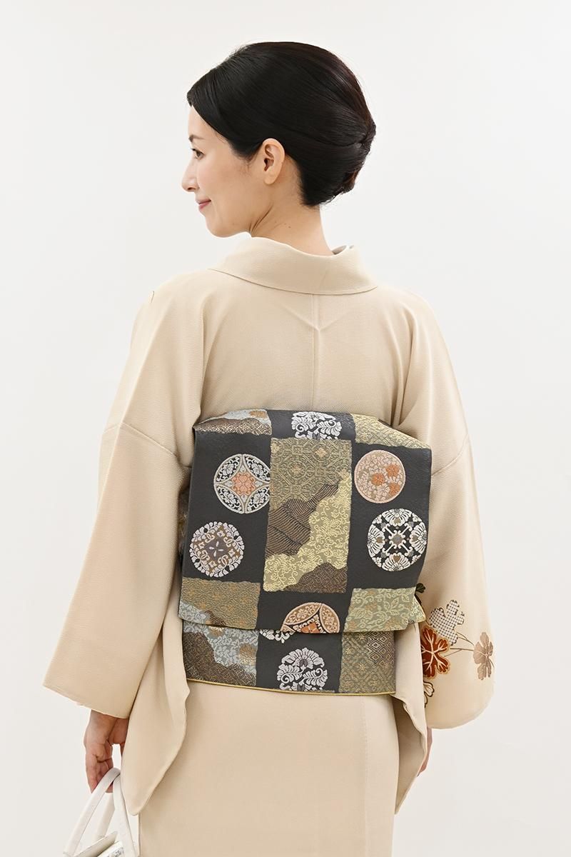 銀座【L-8455】袋帯 深い鳩羽鼠色 変わり市松に有職丸文 - 銀座きもの