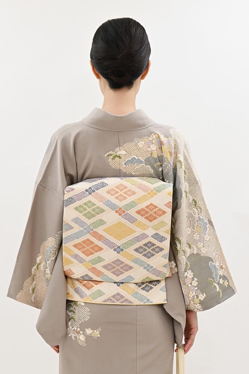 未着用　横縞　抽象リーフ模様　花菱　袋帯　着物　022 a p 銀座【L-8456】袋帯 乳白色 多彩な花菱文 - 銀座きもの青木