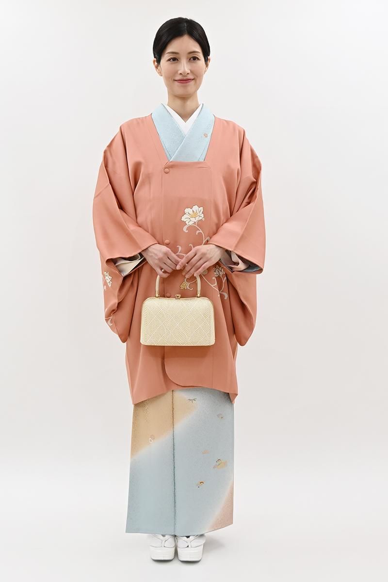 銀座【E-2312】道行コート 鮭色 牡丹唐草文（高島屋扱い）:身丈90/裄68