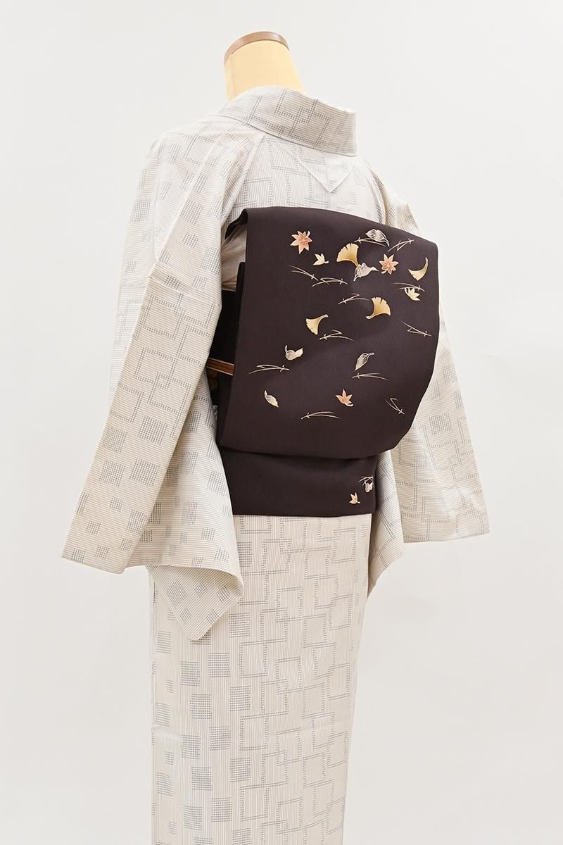 銀座【H-0794】塩瀬地 染名古屋帯 黒紫色 吹き寄せ文 - 銀座きもの青木