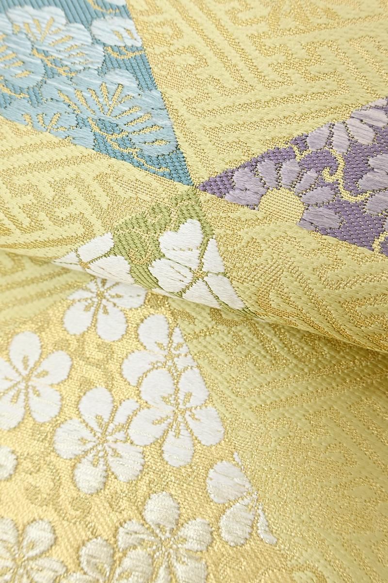 銀座【L-8499】袋帯 明るい鶸色 鱗に四季花文 - 銀座きもの青木