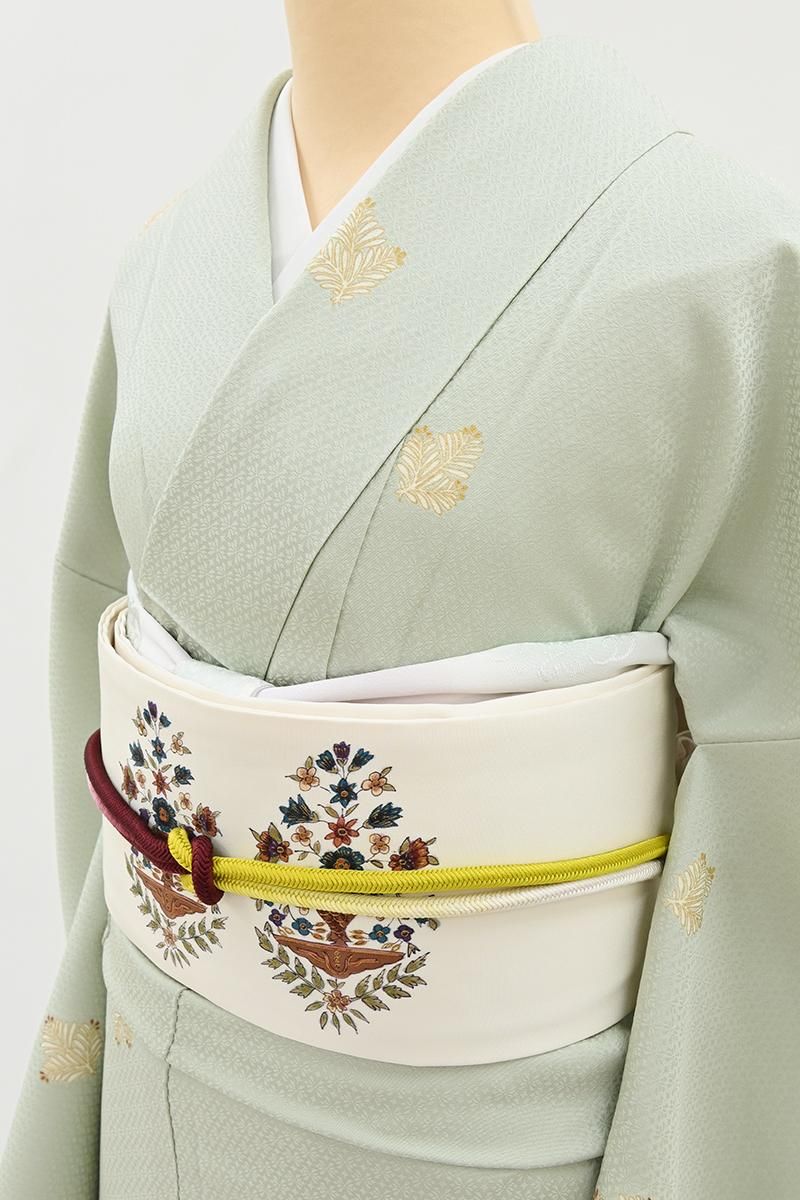 銀座【D-3946】小紋 淡い裏葉色 松葉文（反端付） :身丈155.5/裄65.5