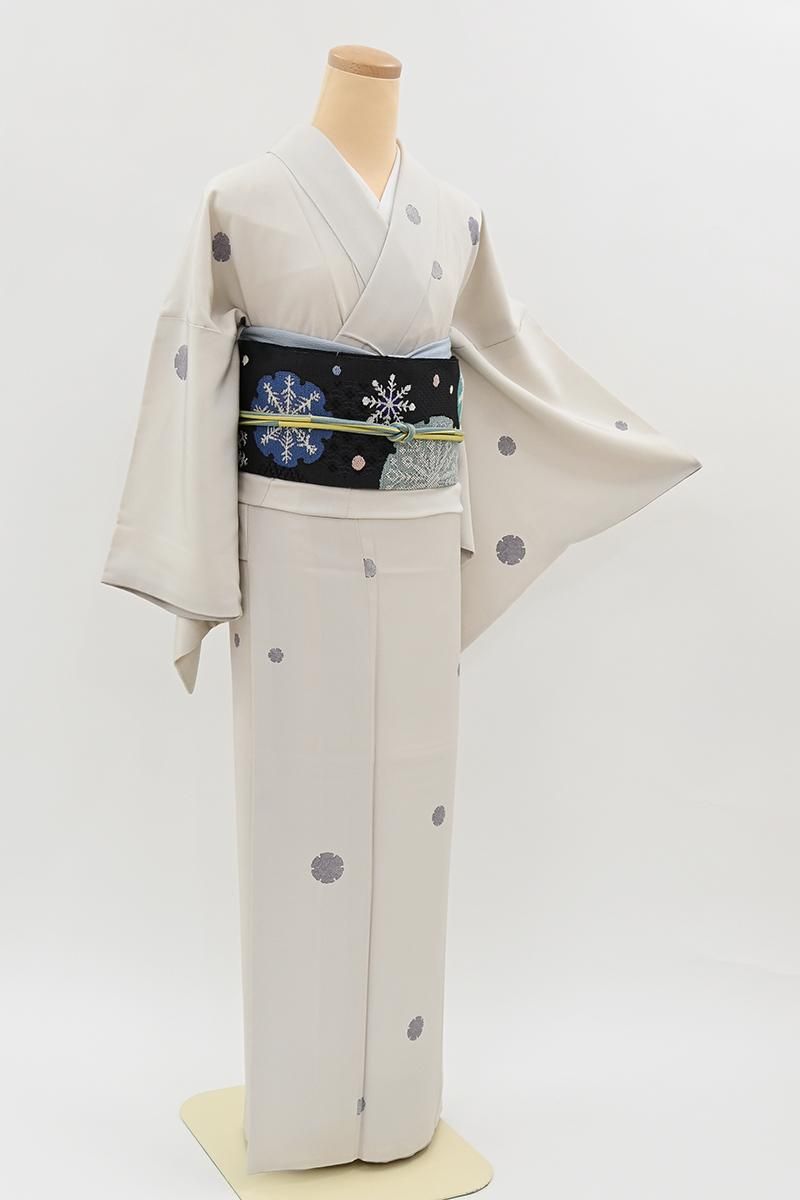 銀座【D-3950】縮緬地 小紋 淡い灰色 雪輪文 :身丈161/裄68 - 銀座