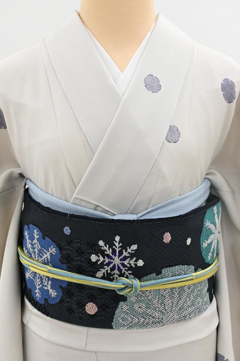 銀座【H-0828】西陣 帯屋捨松製 八寸織名古屋帯 消炭色 雪輪や雪花文