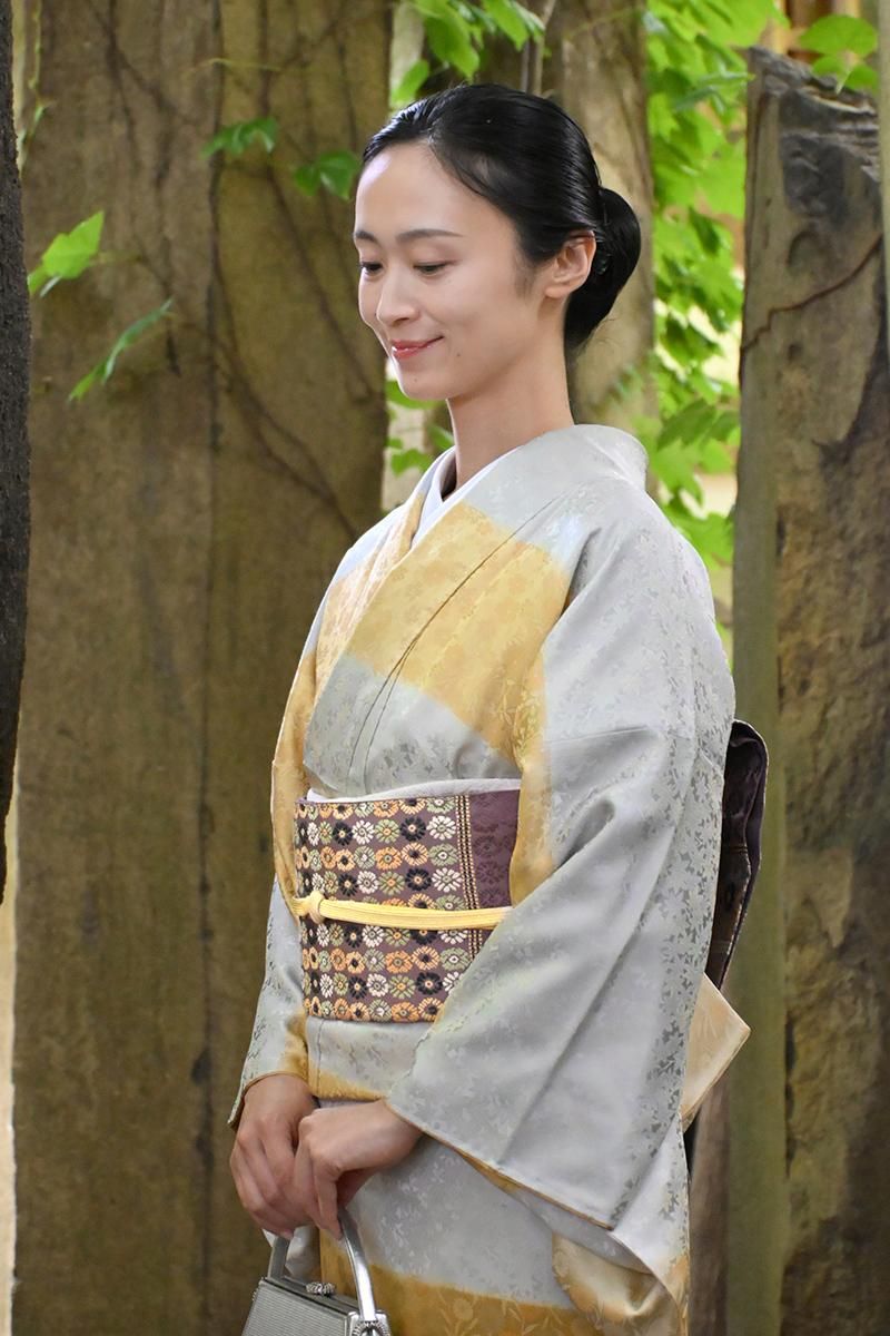 銀座【帯5803】龍村平蔵製 本袋帯 銘「鳥いちご」 - 銀座きもの青木