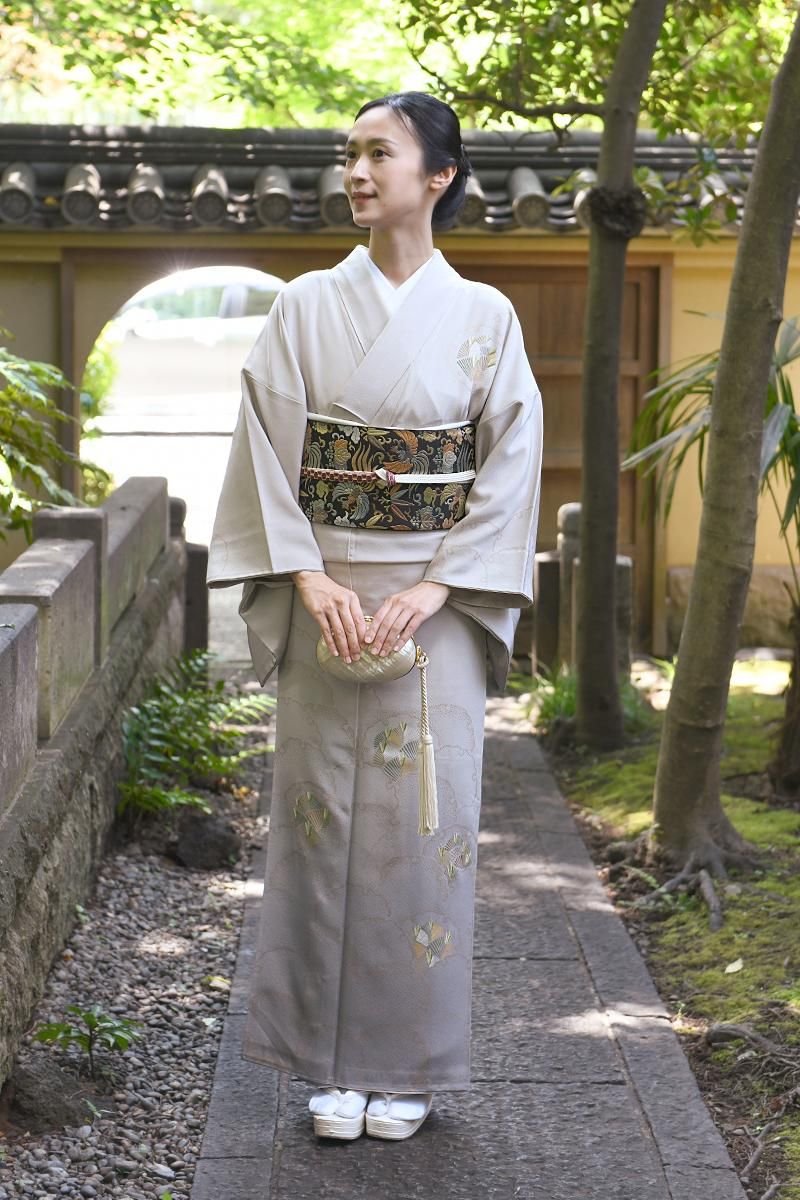 銀座【着物4643】人間国宝 福田喜重作 訪問着（喜重 落款入 反端付