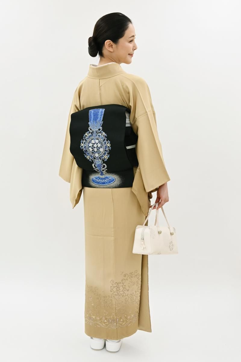 銀座【B-4310】刺繍 繍一ッ紋 付下げ 桑色 花唐草文 :身丈158/裄65.5