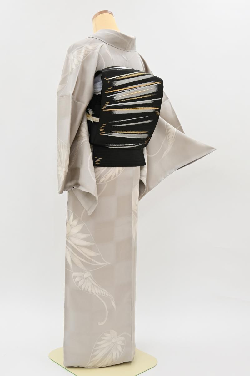 銀座【D-3954】小紋 桜鼠色 市松暈かしに植物文 :身丈165/裄71 - 銀座