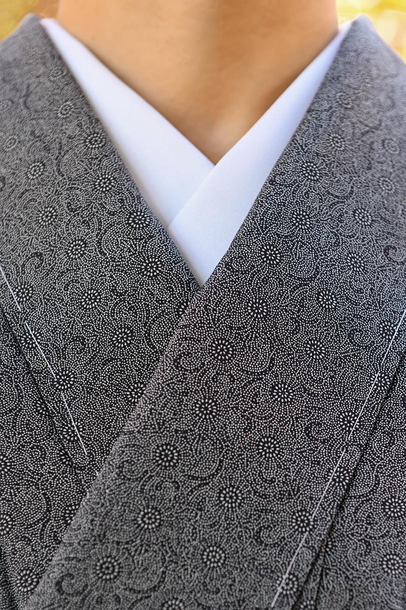 銀座【着物4656】人間国宝 中村勇二郎型 伊勢型小紋 黒色 古代菊（反端