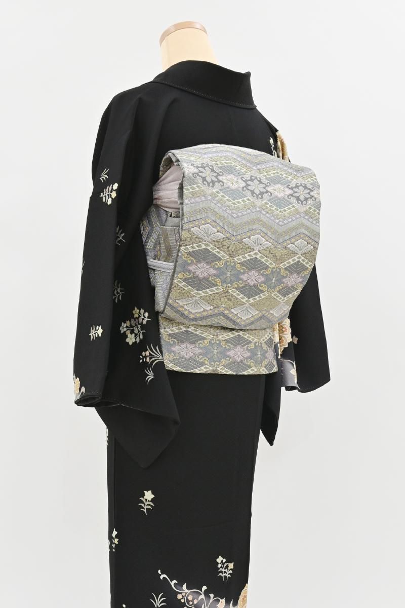 銀座【L-8550】袋帯 霞色 幾何文に花菱文 - 銀座きもの青木｜長く大切