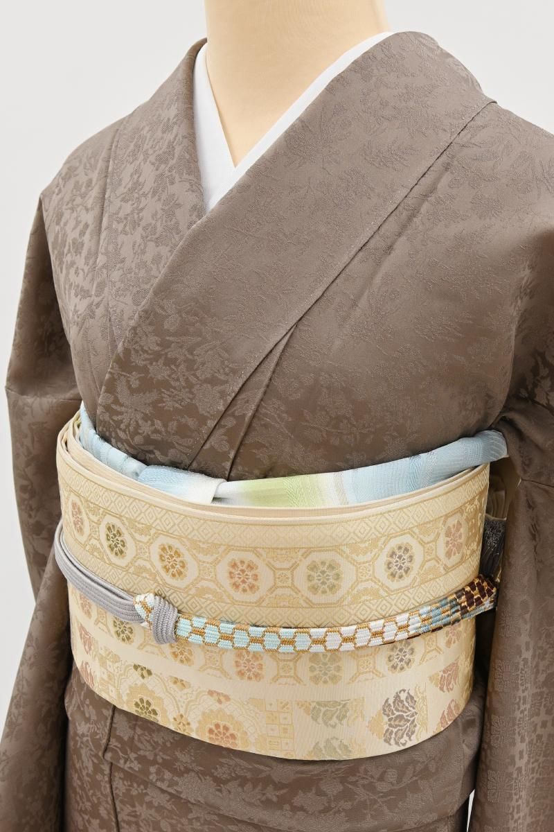 銀座【C-3357】色無地 茶鼠色 有職文や花の地紋 :身丈157.5/裄66