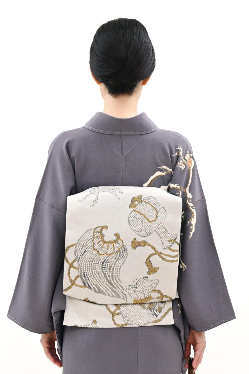 莉緒様 正絹　黒地にシルバー 銀座【L-8554】本袋帯 絹鼠色 宝尽くし文 - 銀座きもの青木｜長く大切