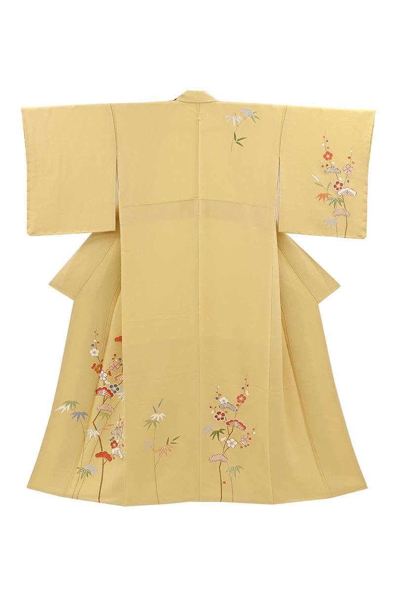 銀座【B-4357】縮緬地 繍一ッ紋 付下げ 玉蜀黍色 松竹梅の図 :身丈