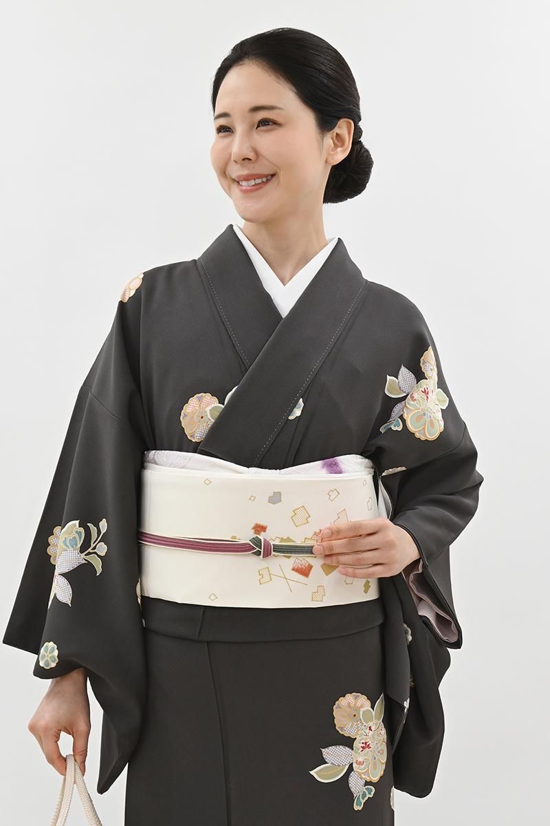 銀座【H-0858】塩瀬地 染名古屋帯 生成色 切箔散らし文 - 銀座きもの