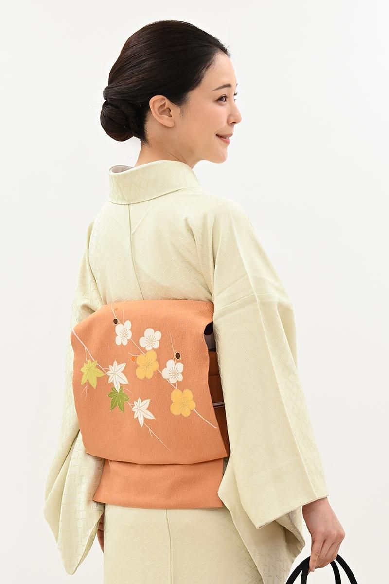 銀座【H-0862】縮緬地 染名古屋帯 杏色 梅や楓の図 - 銀座きもの青木