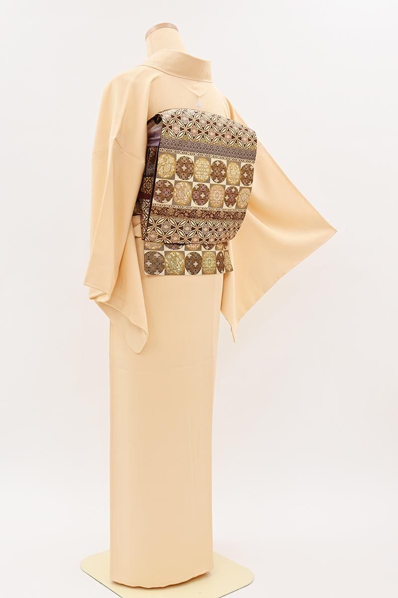 吉野間道 熨斗目 正絹 絵羽紬 訪問着 濃淡ベージュ×生成色 縫い一つ紋 未使用 吉野間道 熨斗目 正絹 絵羽紬 訪問着 濃淡ベージュ×生成色 縫い