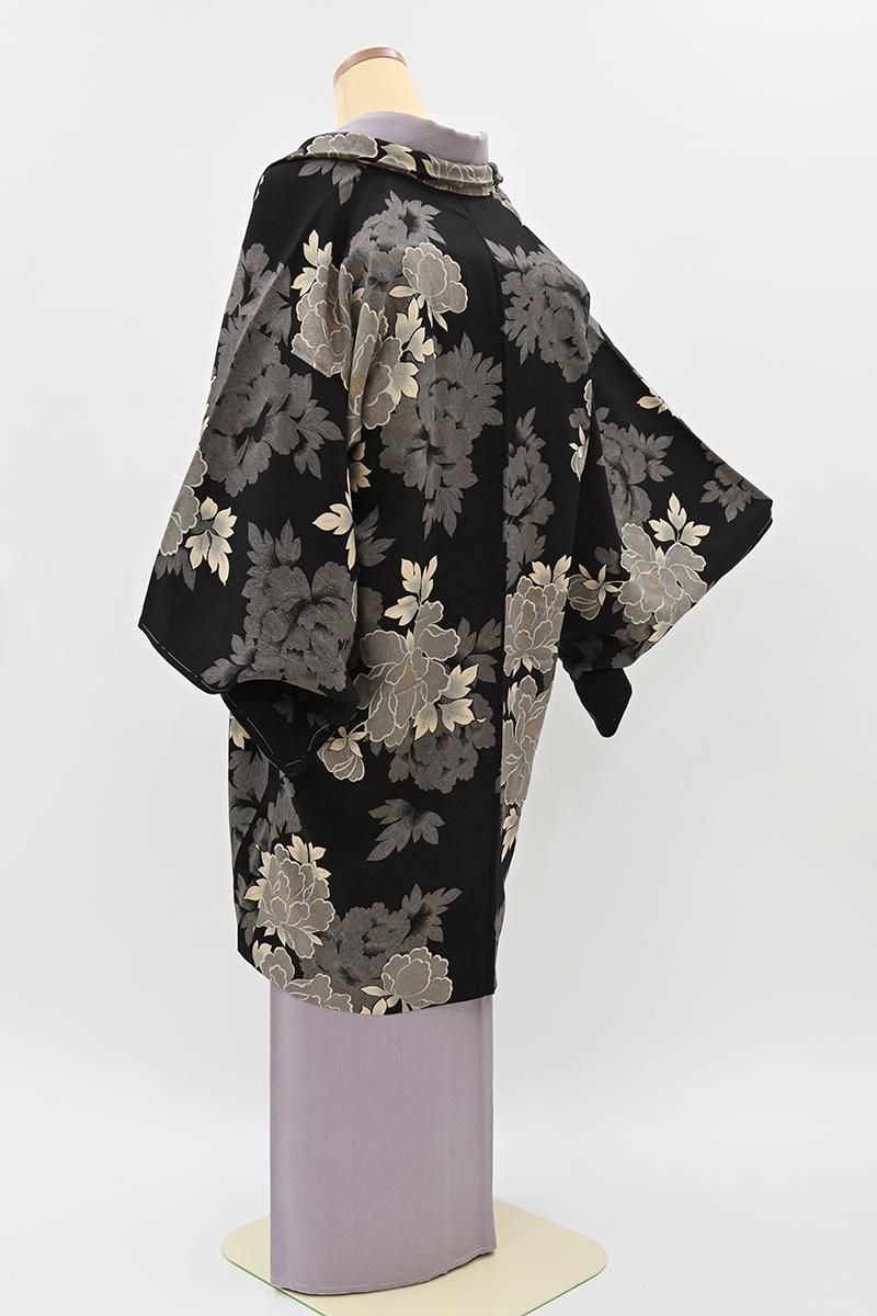 銀座【E-2372】羽織 黒色 牡丹の図（羽織紐付）:身丈92.5/裄66 - 銀座