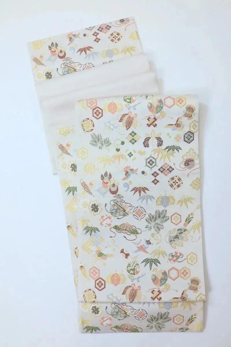 銀座【L-7748-4】西陣 山下織物製 袋帯 卯の花色 宝尽くし（証紙付）(N