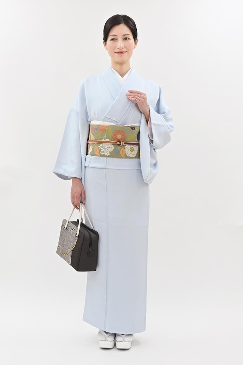 銀座【C-3368】色無地 蒼白色 花唐草の地紋（反端付）（N）:身丈166/裄