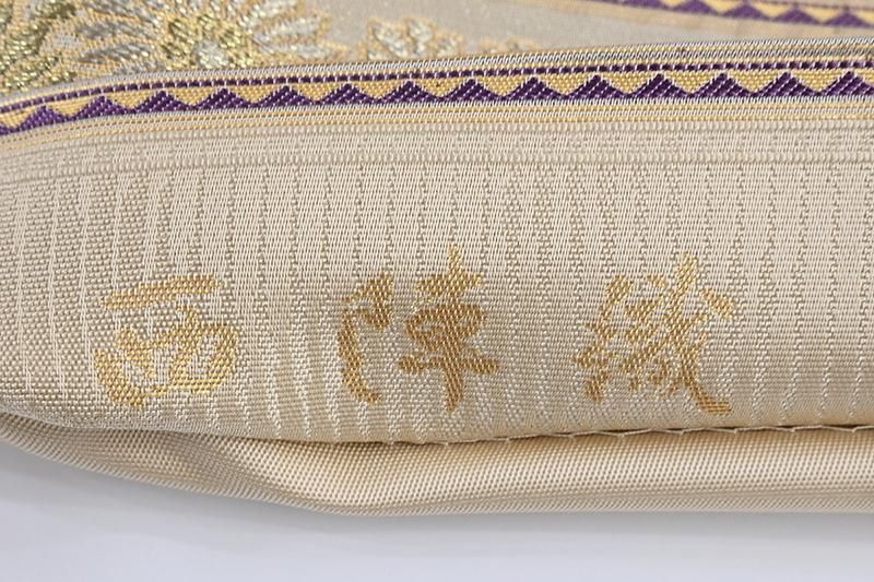 銀座【L-8615】西陣 陰山織物製 箔屋清兵衛 袋帯 薄卵色 横段に花文