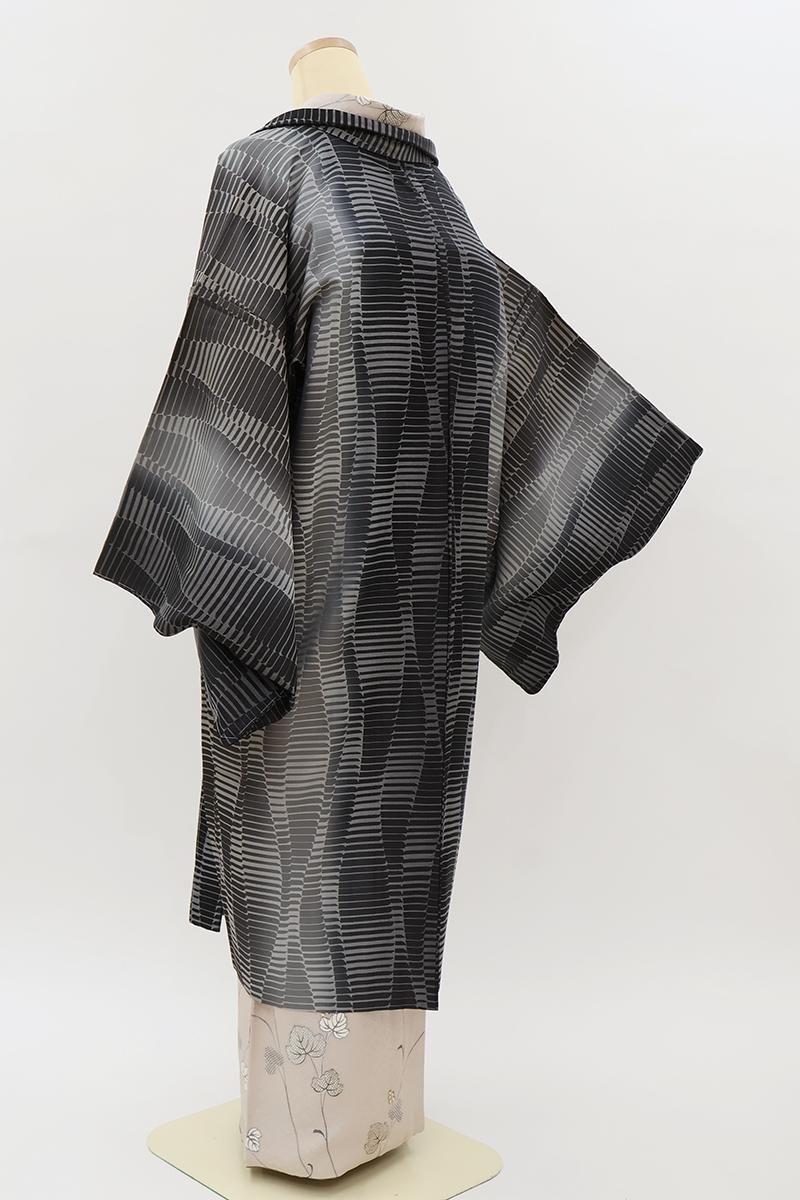 銀座【E-2377】単衣 羽織 薄黒色 幾何文 :身丈105/裄70.5/細め - 銀座