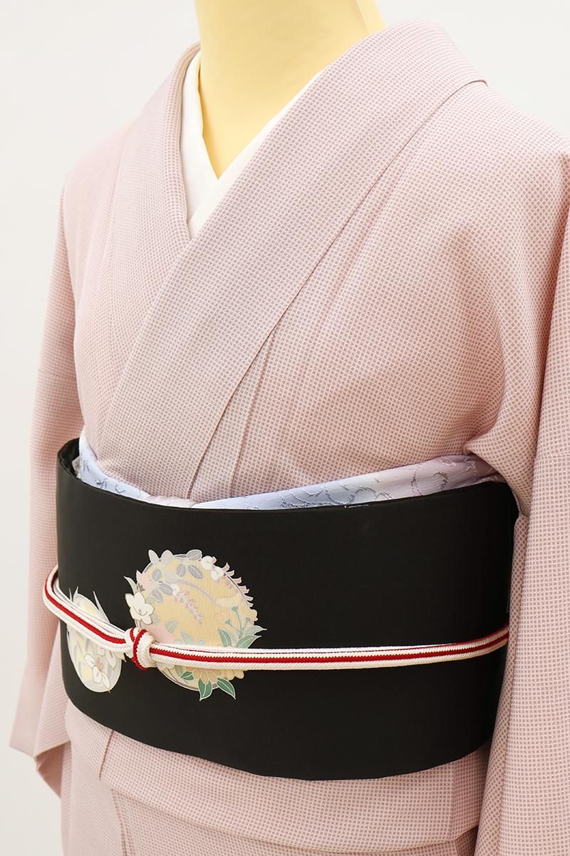 銀座【H-0902】塩瀬地 染名古屋帯 蝋色 四季花の丸（反端付） - 銀座