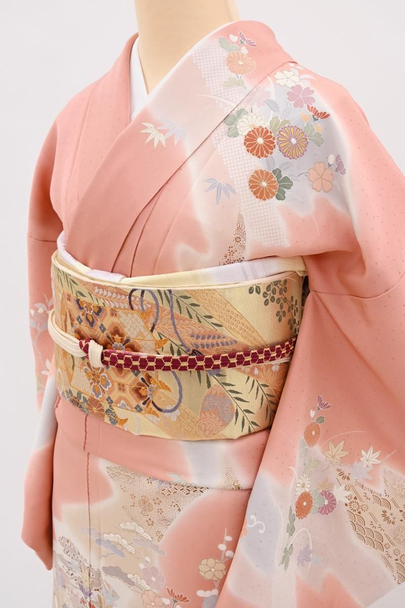 銀座【B-4382】訪問着 浅緋色 松皮菱に四季花文 :身丈157/裄66.5/細め