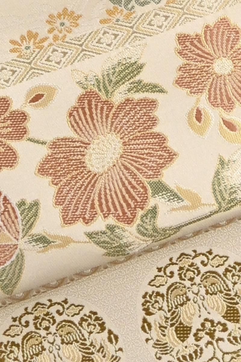 銀座【L-8623】西陣 陰山織物製 袋帯 鳥の子色 横段に華文など（証紙付