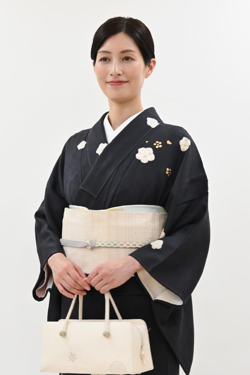 銀座【L-8616】西陣 織楽浅野製 袋帯 生成色 横段に幾何文 - 銀座