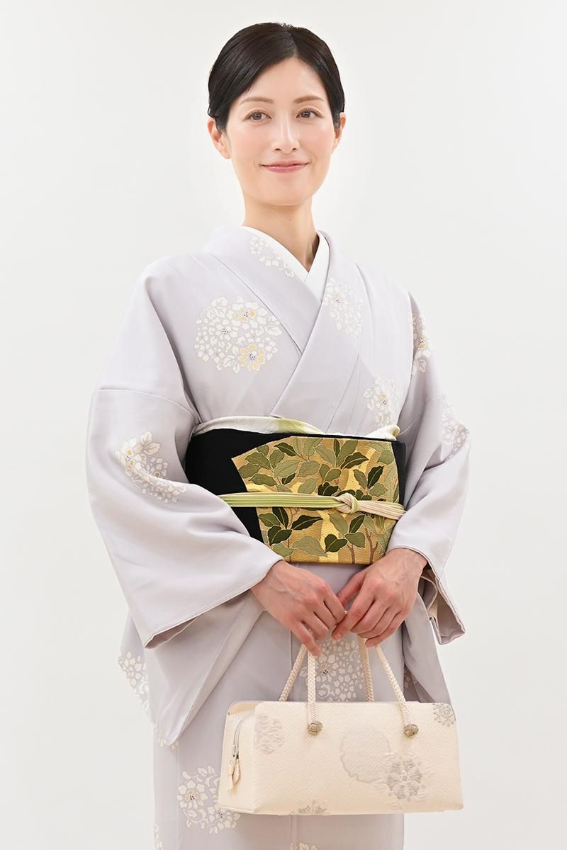 ☆ 付下げ 螺鈿 蔓葉模様 暈し 金銀彩 桑の実色 K-4257 付下げ 螺鈿 蔓葉模様 暈し 金銀彩 桑の実色 K-4257