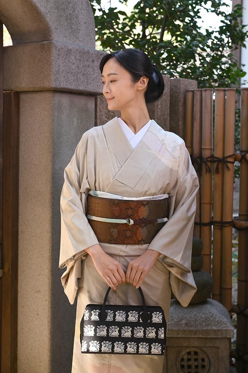 【新品未使用】和装バック　利休バック 花兎 楽天市場】和装バック、利休バック・金襴織物 花ウサギ柄 商品番号 44