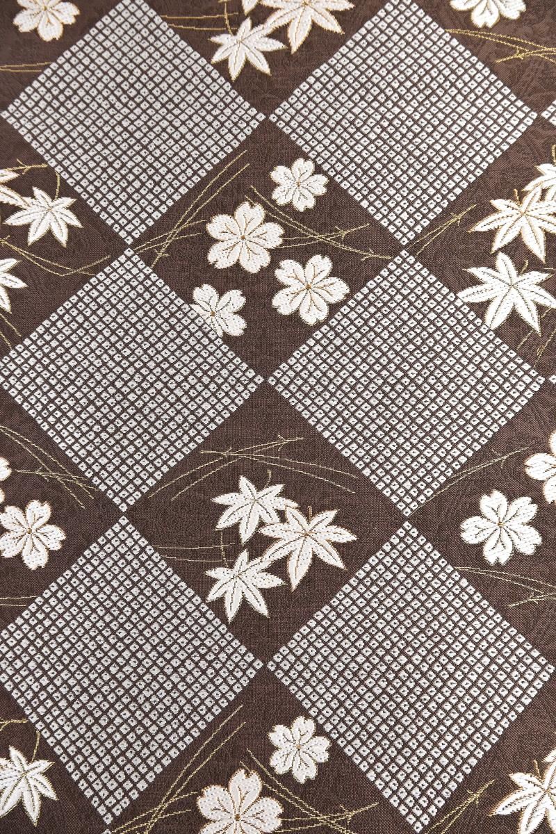 正絹 袋帯 全通柄 西武誂製 織楽浅野 市松菱取図案 逸品 銀座【L-8679】西陣 織楽浅野製 袋帯 煤竹色 菱に桜楓文 - 銀座きもの