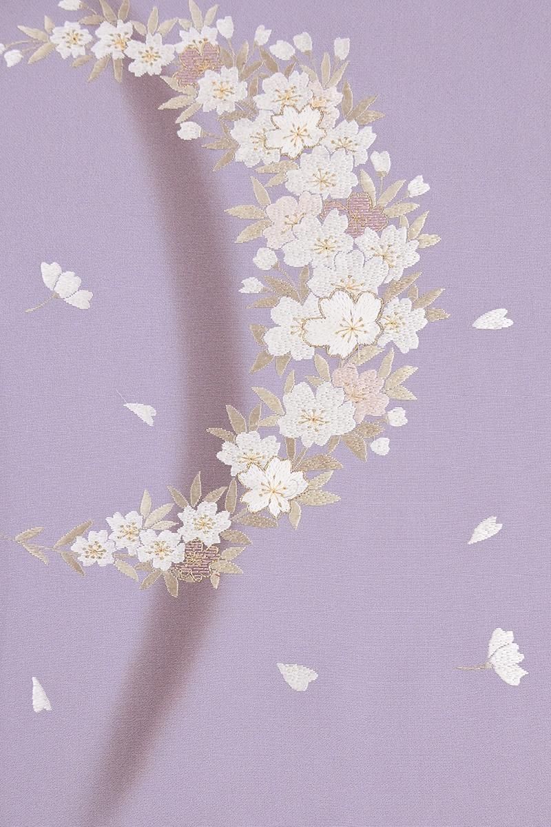 銀座【B-4436】刺繍 付下げ 淡藤色 桜の図（反端付）:身丈157/裄64