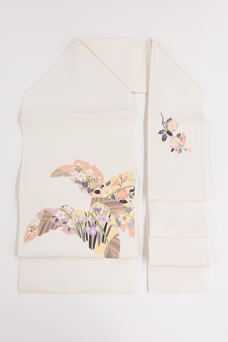 銀座【H-1009】塩瀬地 染名古屋帯 白練色 芭蕉に花々の図（落款入